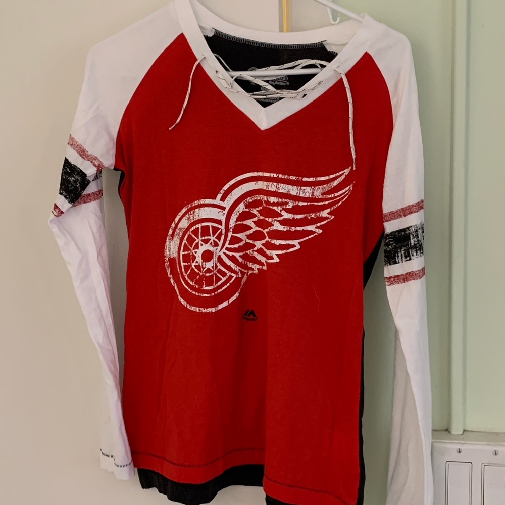 Long sleeve Red Detroit Lions themed shirt. Size S